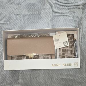 Anne Klein Beige and Patterned Key & Card Holder Set